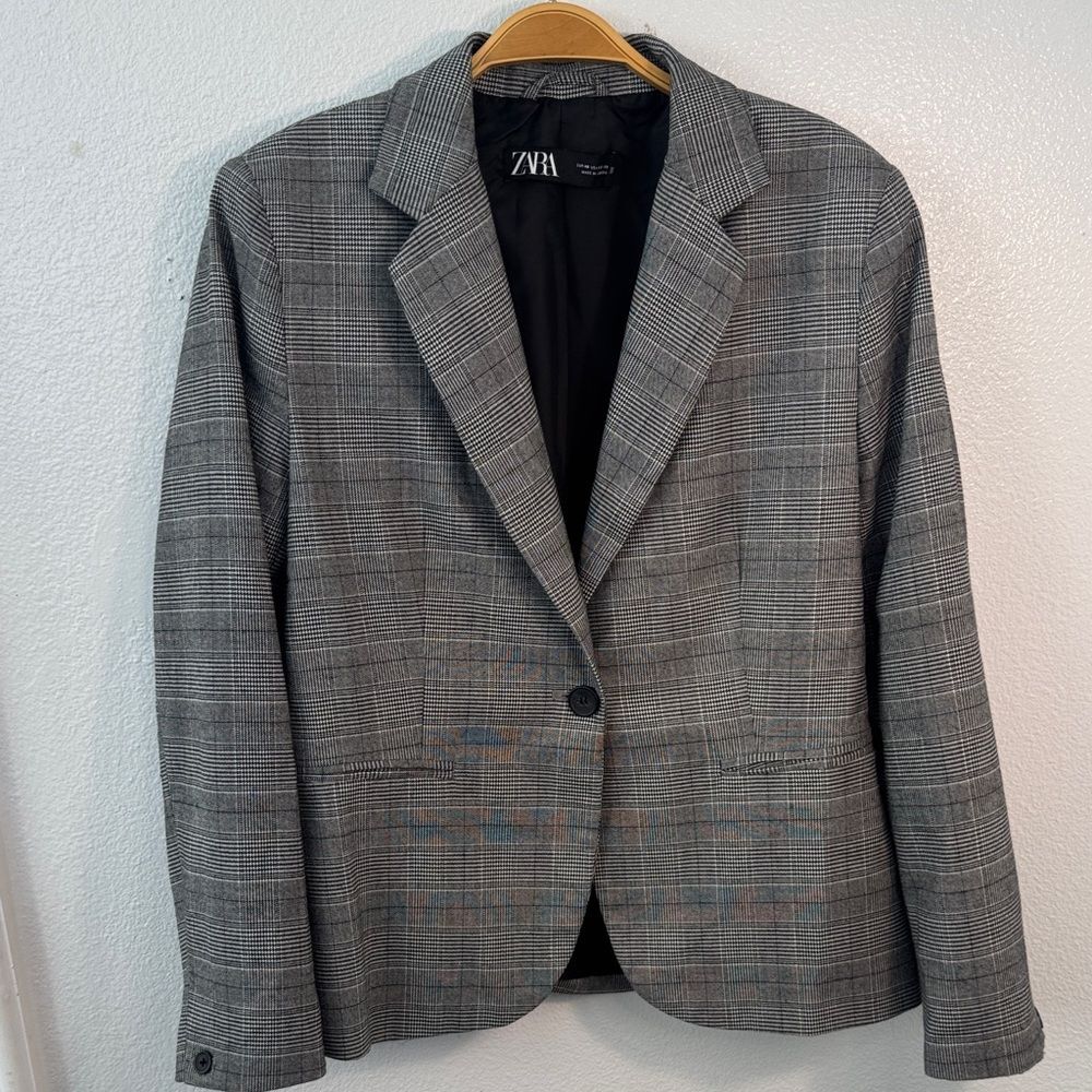 Zara Women’s blazer check plaid pattern